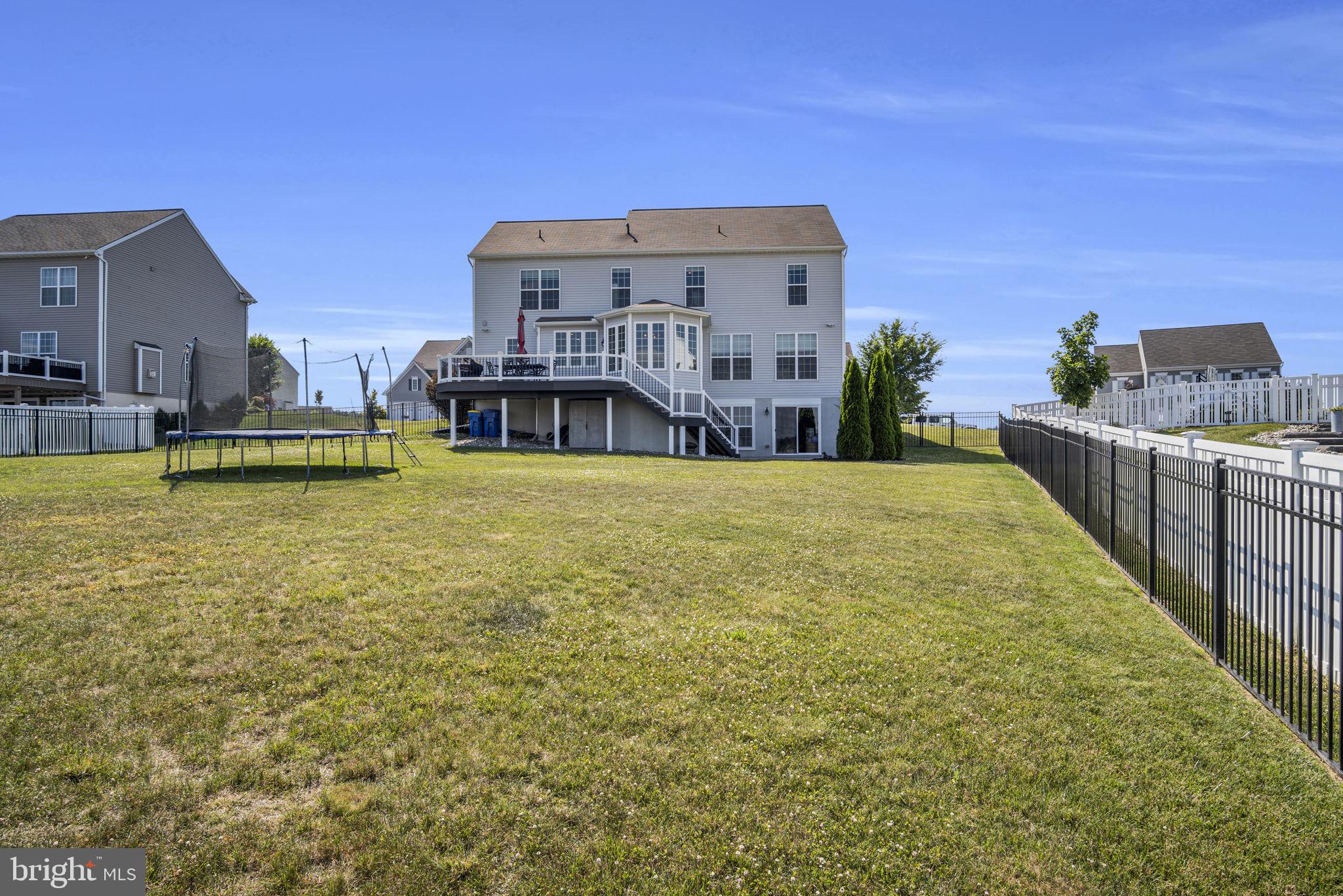 7037 BEECH TREE DRIVE