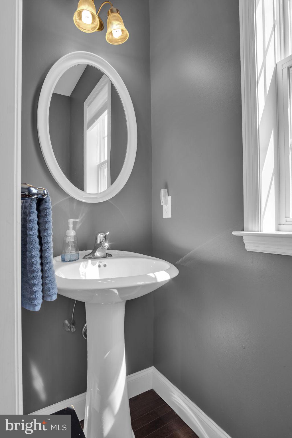 7037 BEECH TREE DRIVE