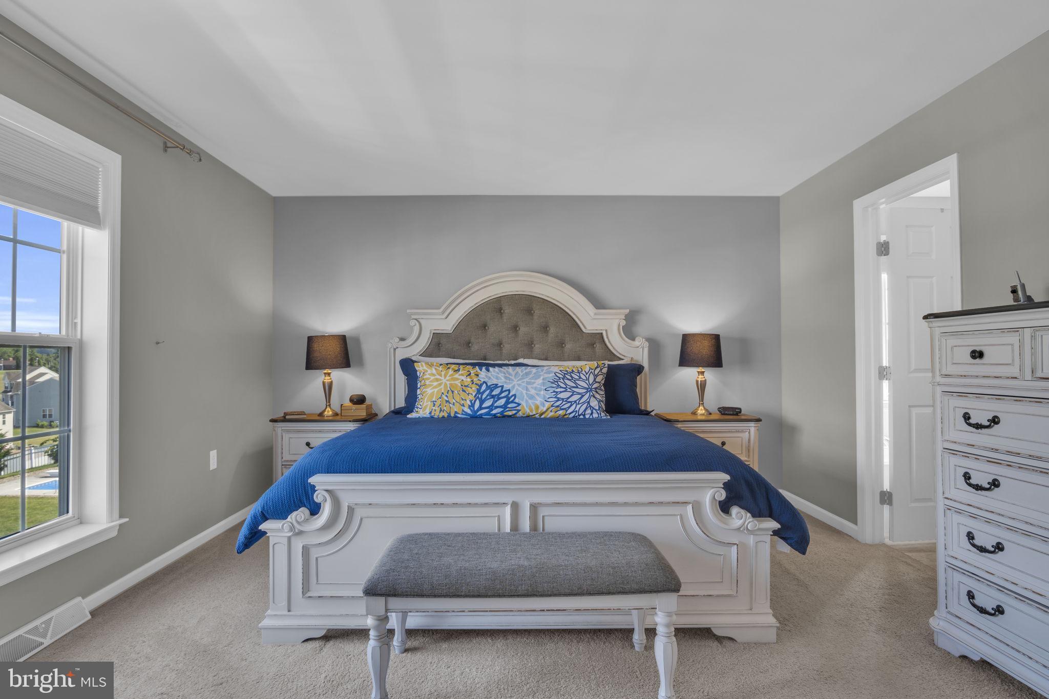 7037 BEECH TREE DRIVE