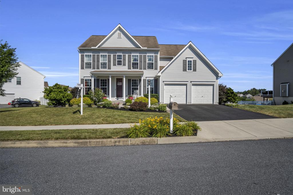 7037 BEECH TREE DRIVE
