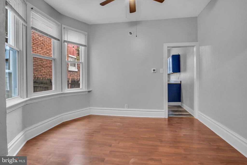 321 WOODBINE STREET