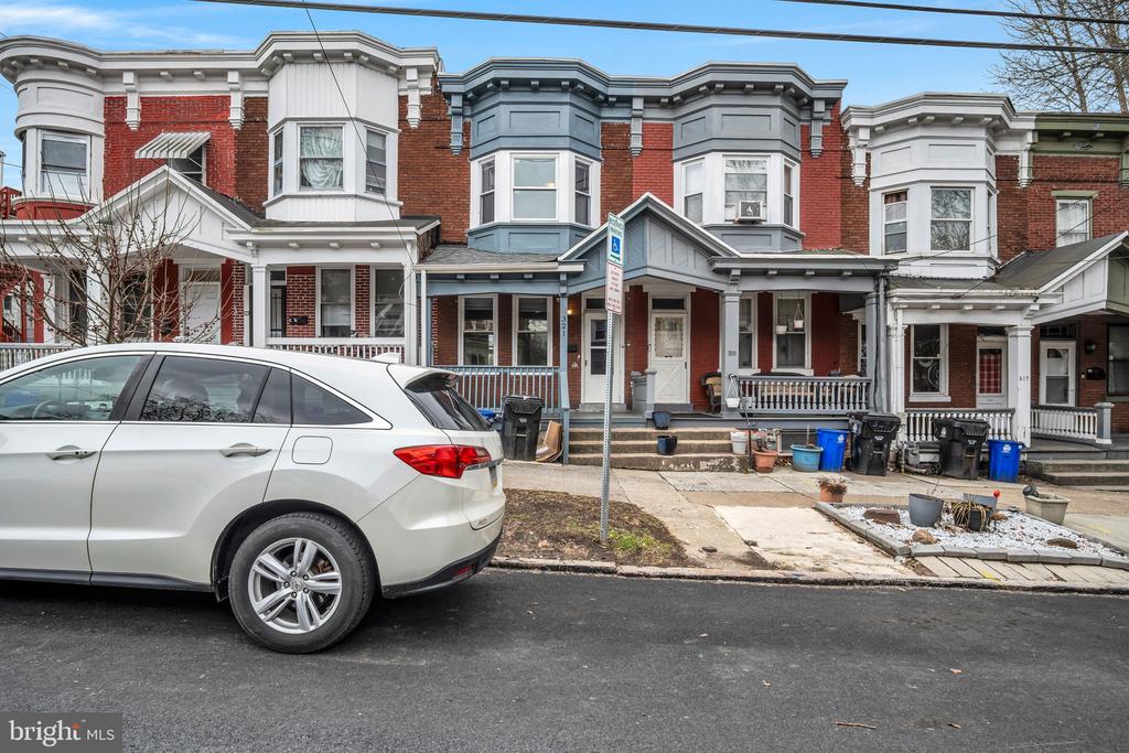321 WOODBINE STREET