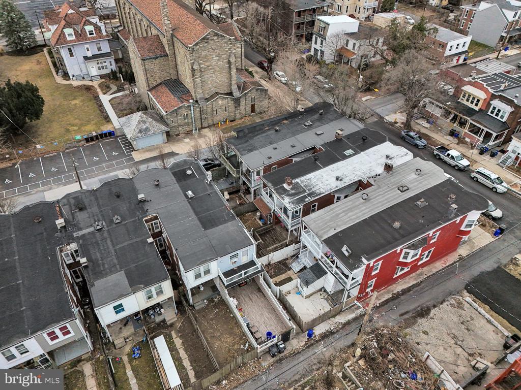 321 WOODBINE STREET