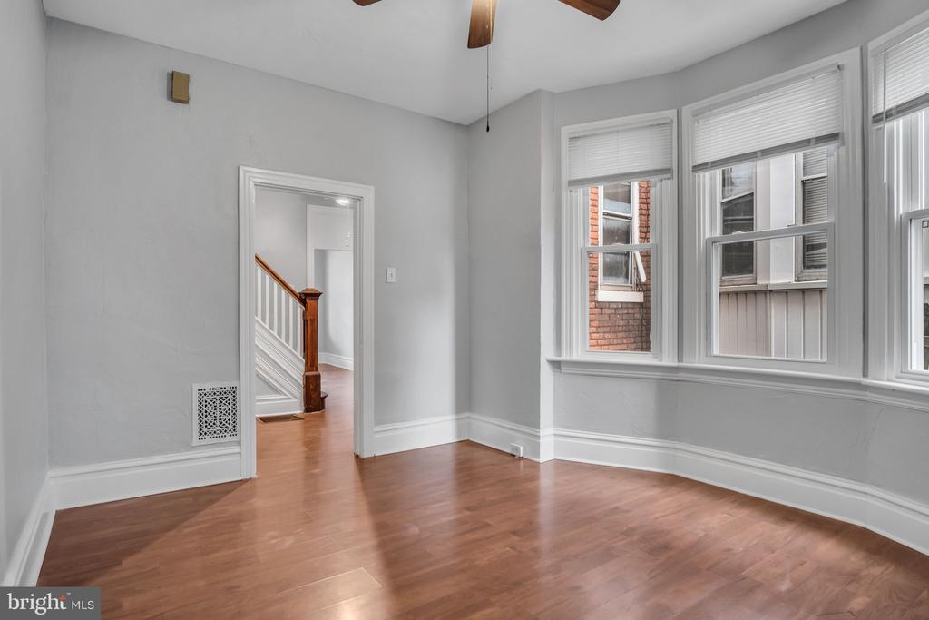 321 WOODBINE STREET