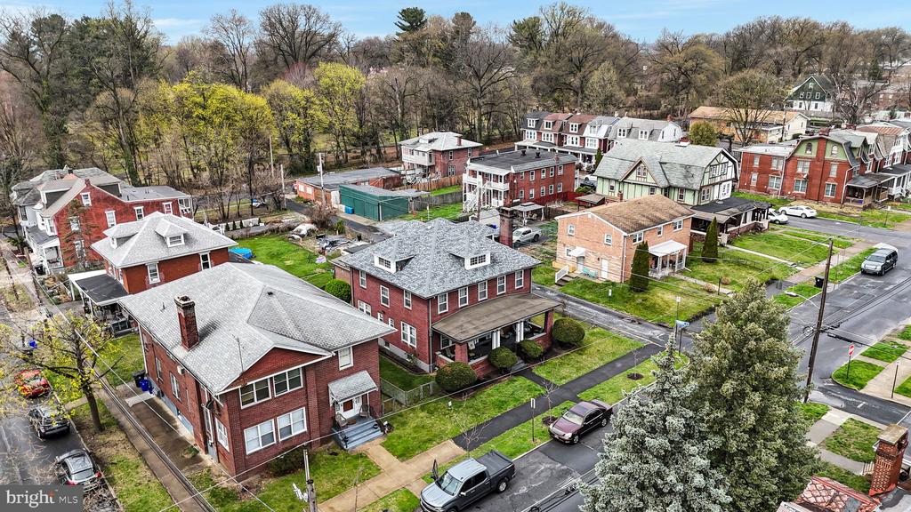 704 N 16TH STREET