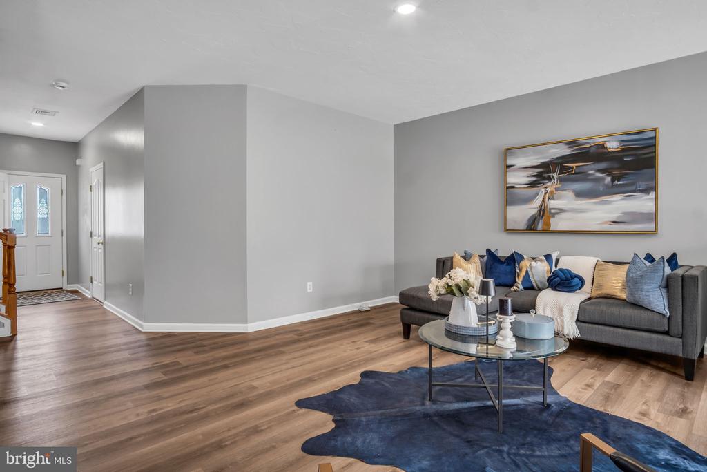 7563 STEPHEN DRIVE