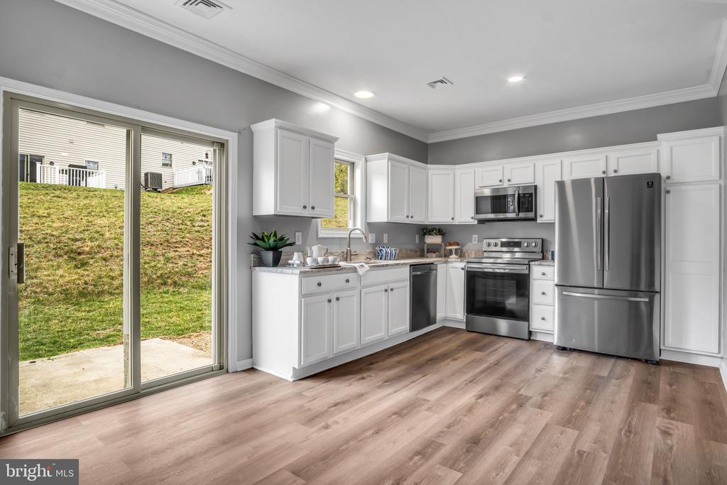 7563 STEPHEN DRIVE