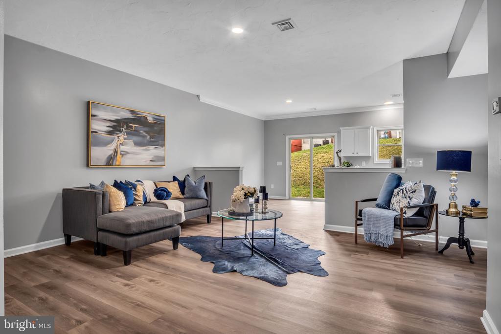 7563 STEPHEN DRIVE