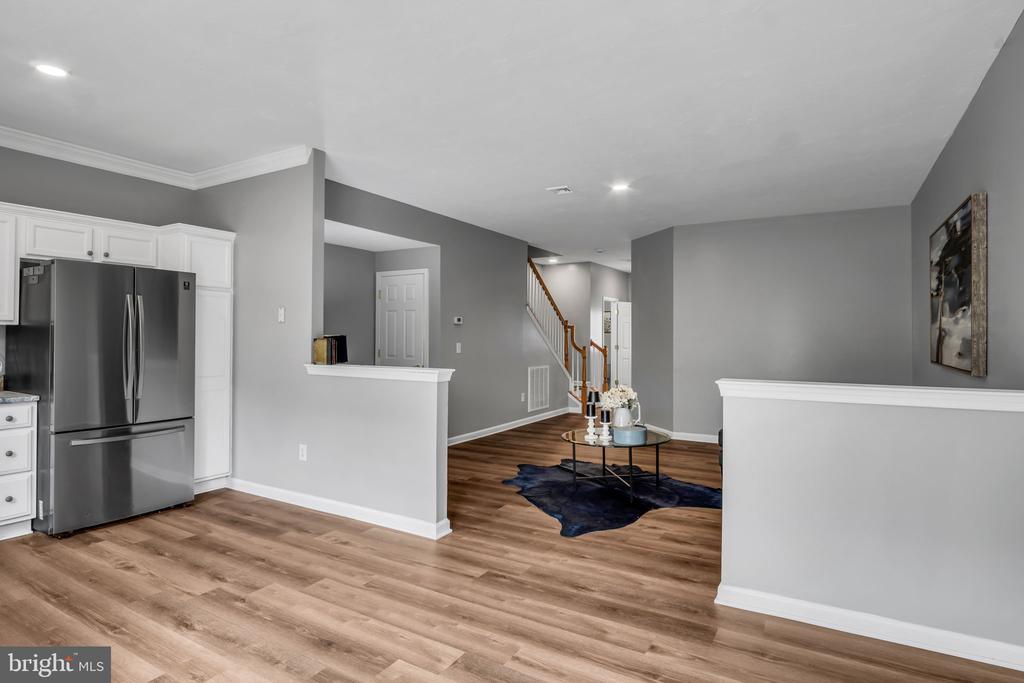 7563 STEPHEN DRIVE