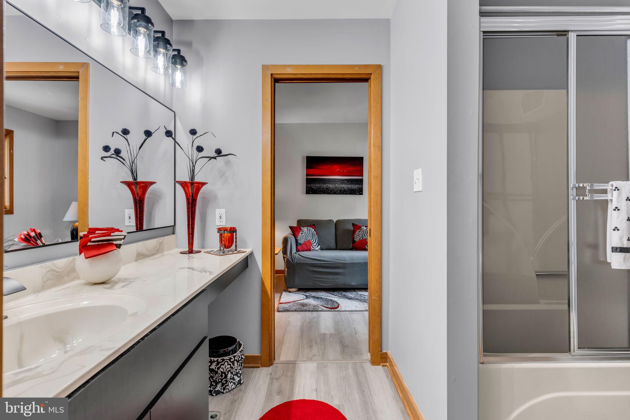 3504 HICKORY HOLLOW ROAD