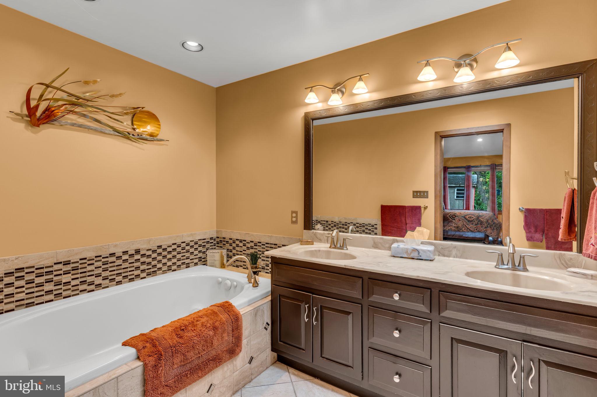 3504 HICKORY HOLLOW ROAD