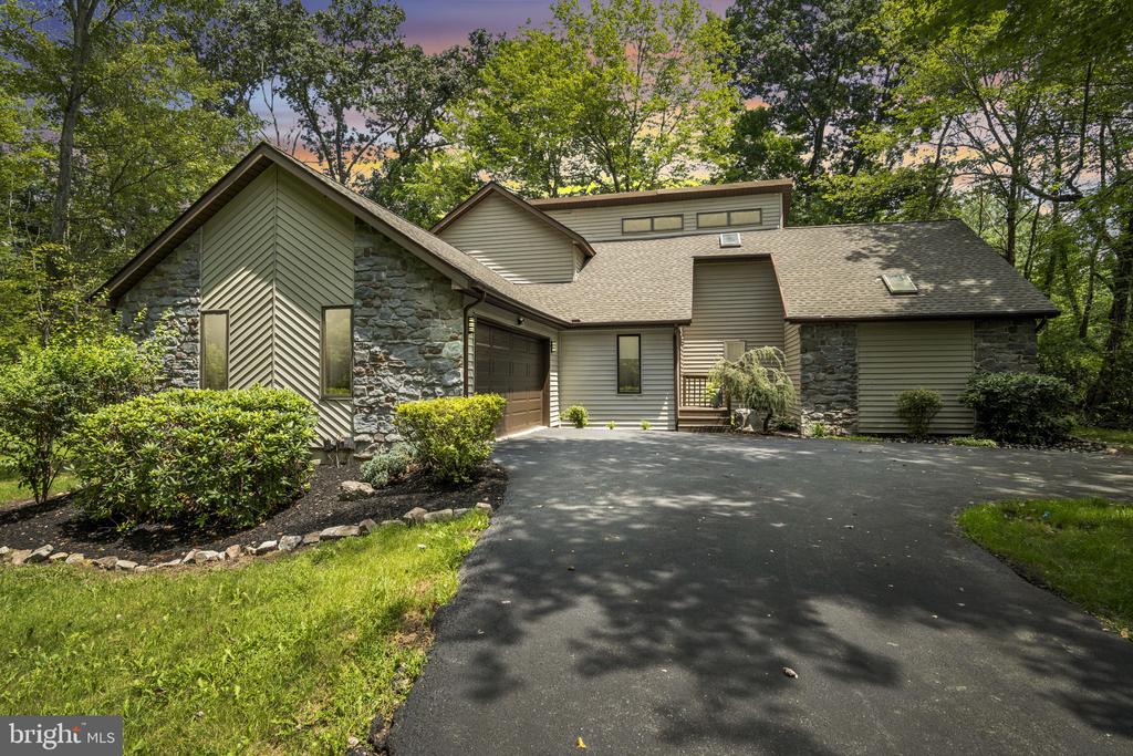 3504 HICKORY HOLLOW ROAD