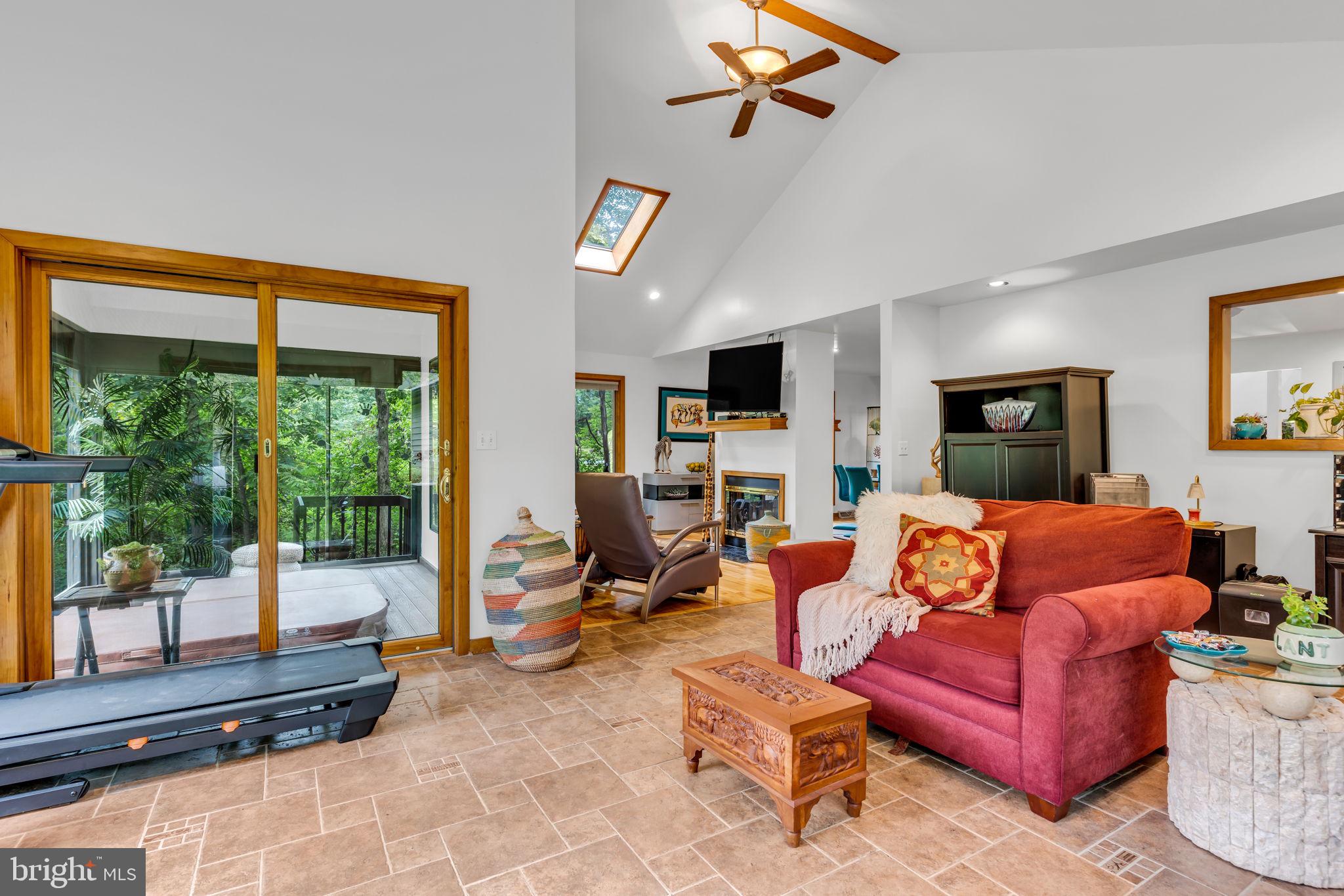 3504 HICKORY HOLLOW ROAD