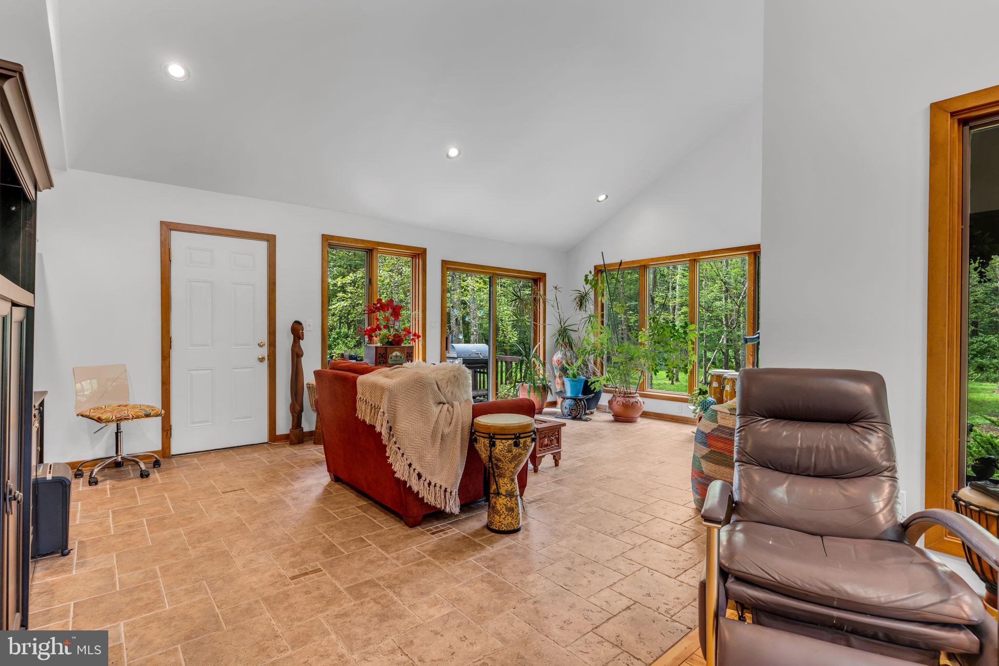 3504 HICKORY HOLLOW ROAD