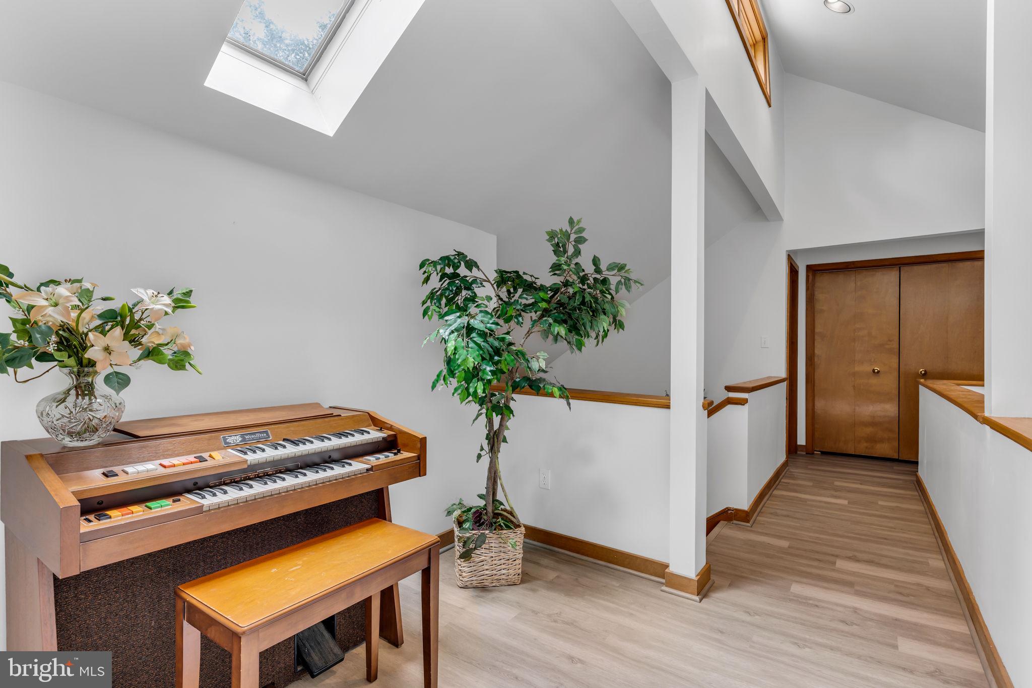 3504 HICKORY HOLLOW ROAD