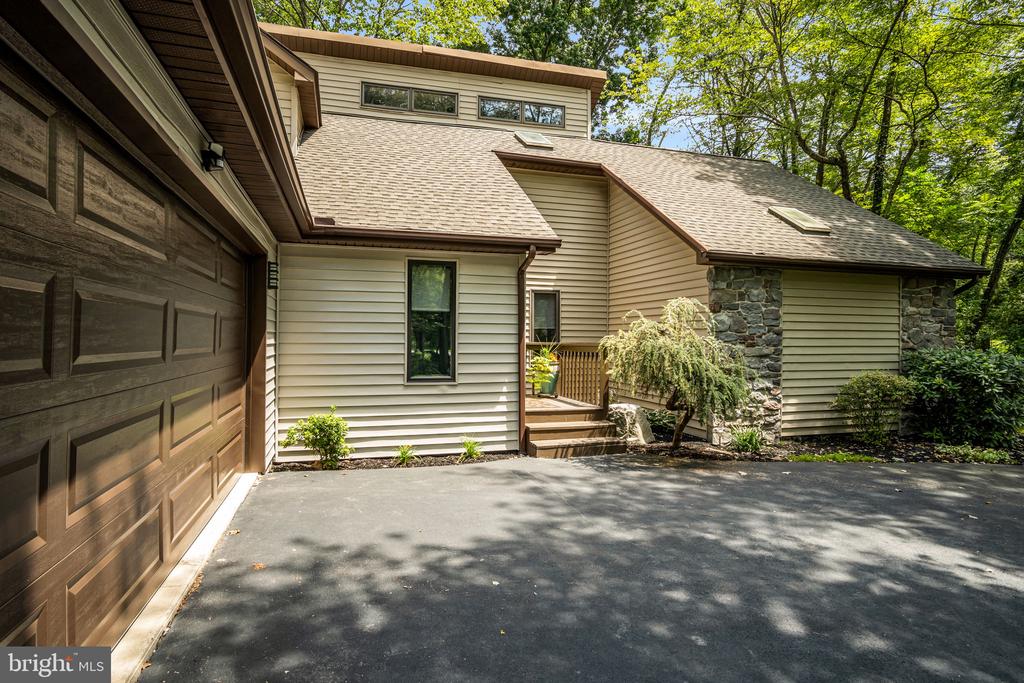 3504 HICKORY HOLLOW ROAD