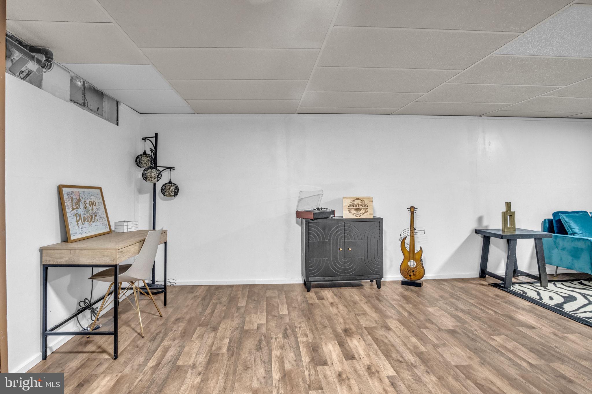 2260 KENSINGTON STREET