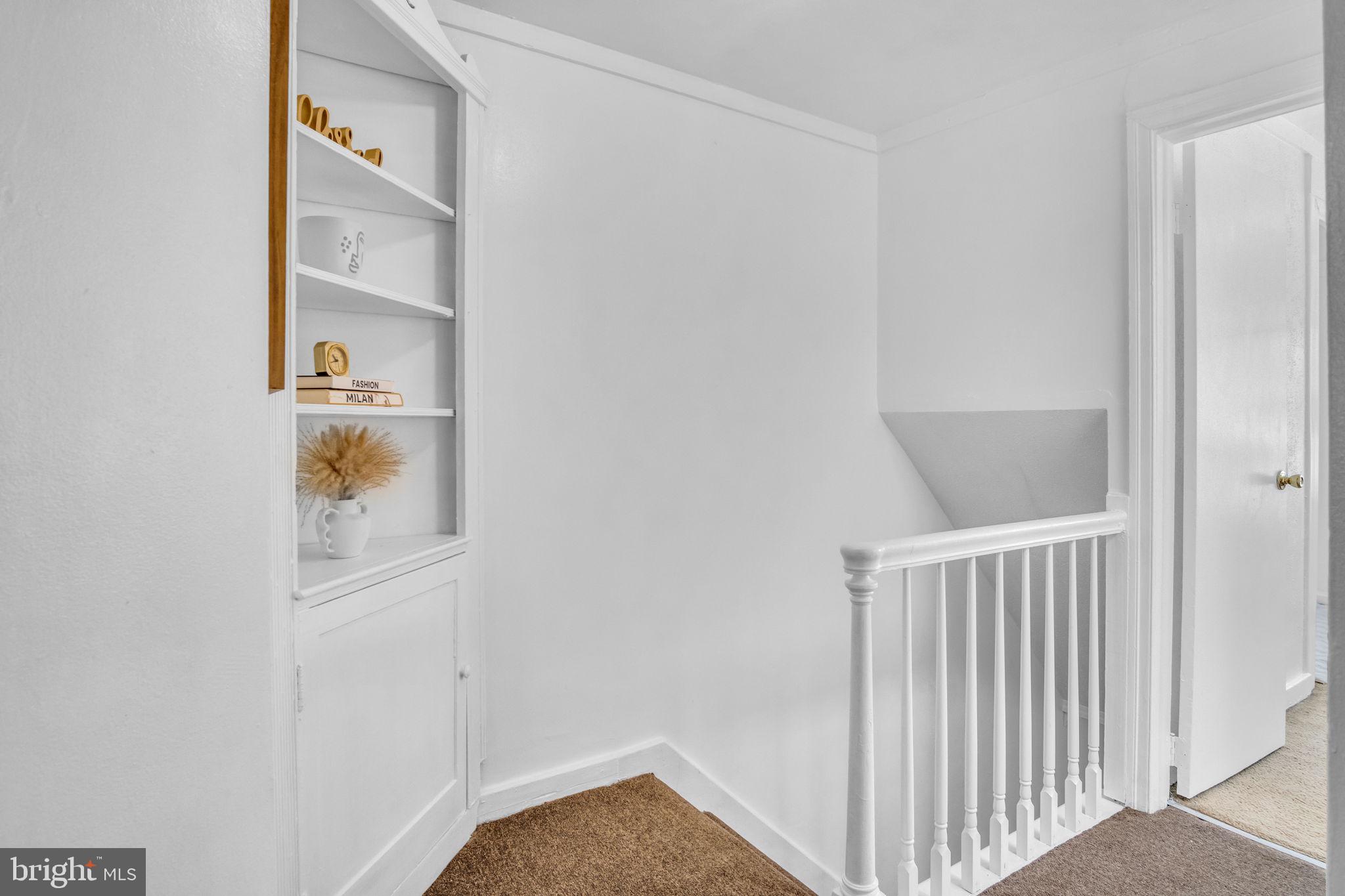 2260 KENSINGTON STREET