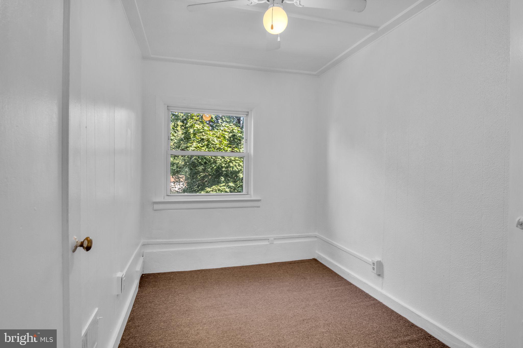 2260 KENSINGTON STREET