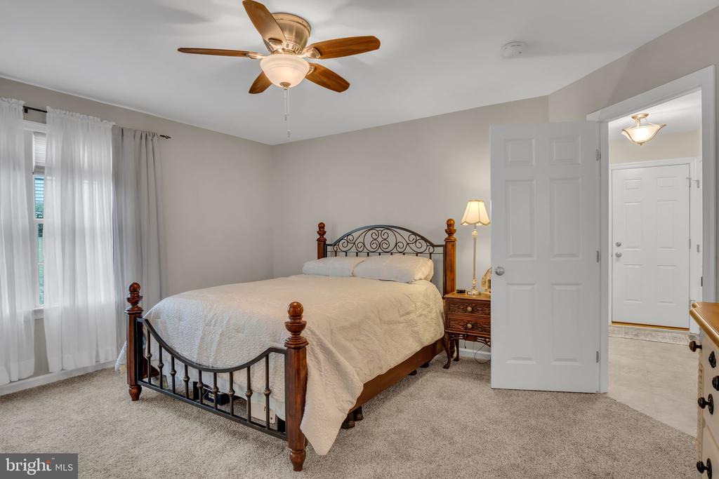 7014 SCENIC COURT