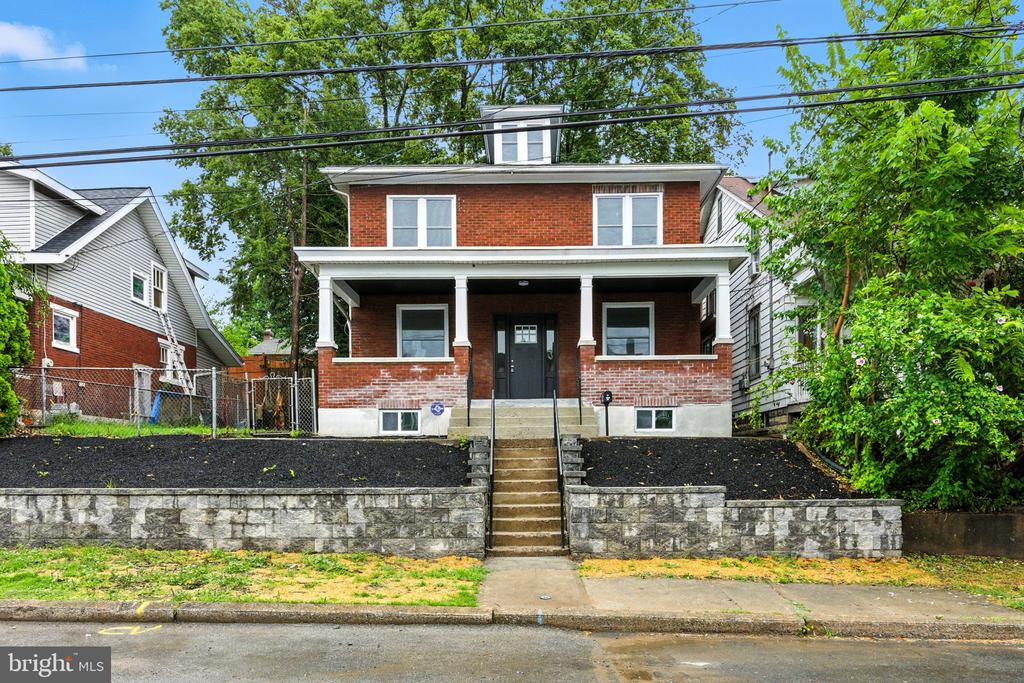 721 N 2ND STREET