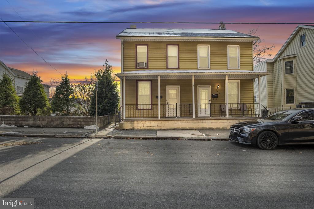 144 N 2ND STREET