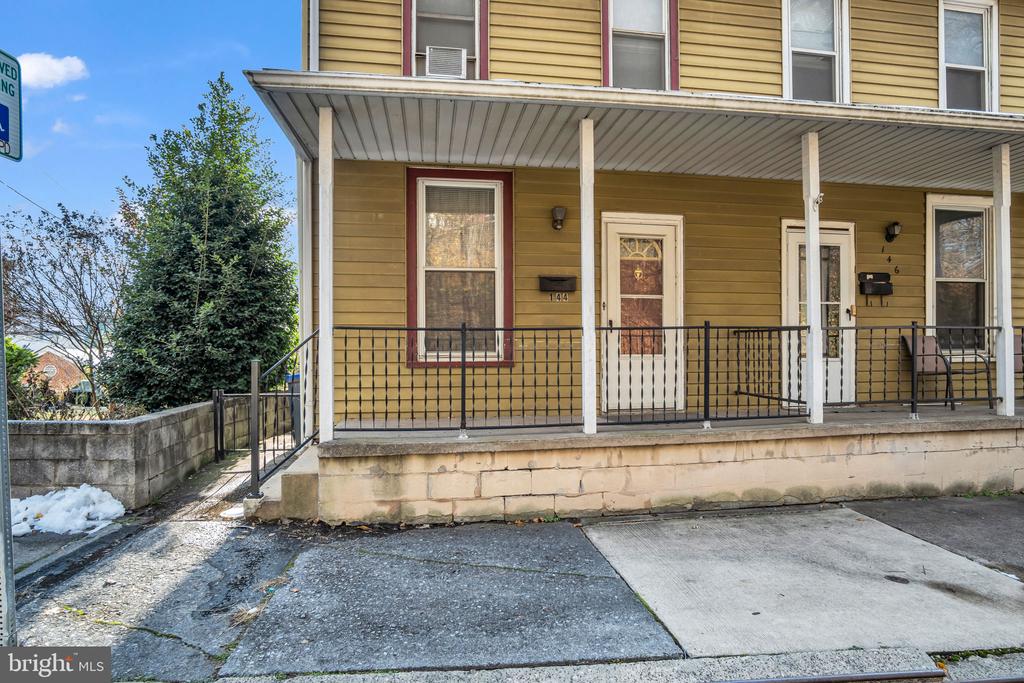 144 N 2ND STREET