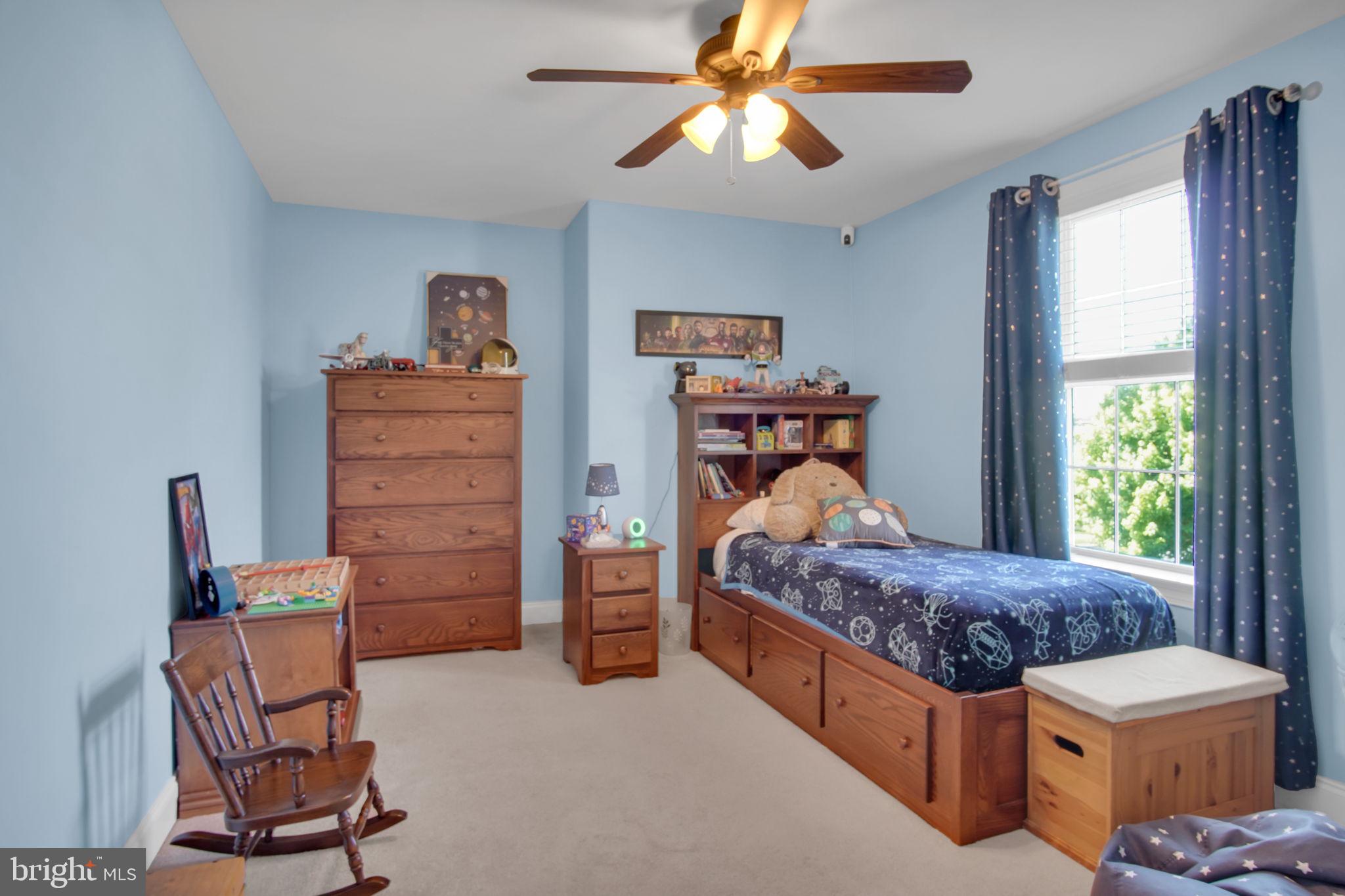 5992 CAMDEN DRIVE