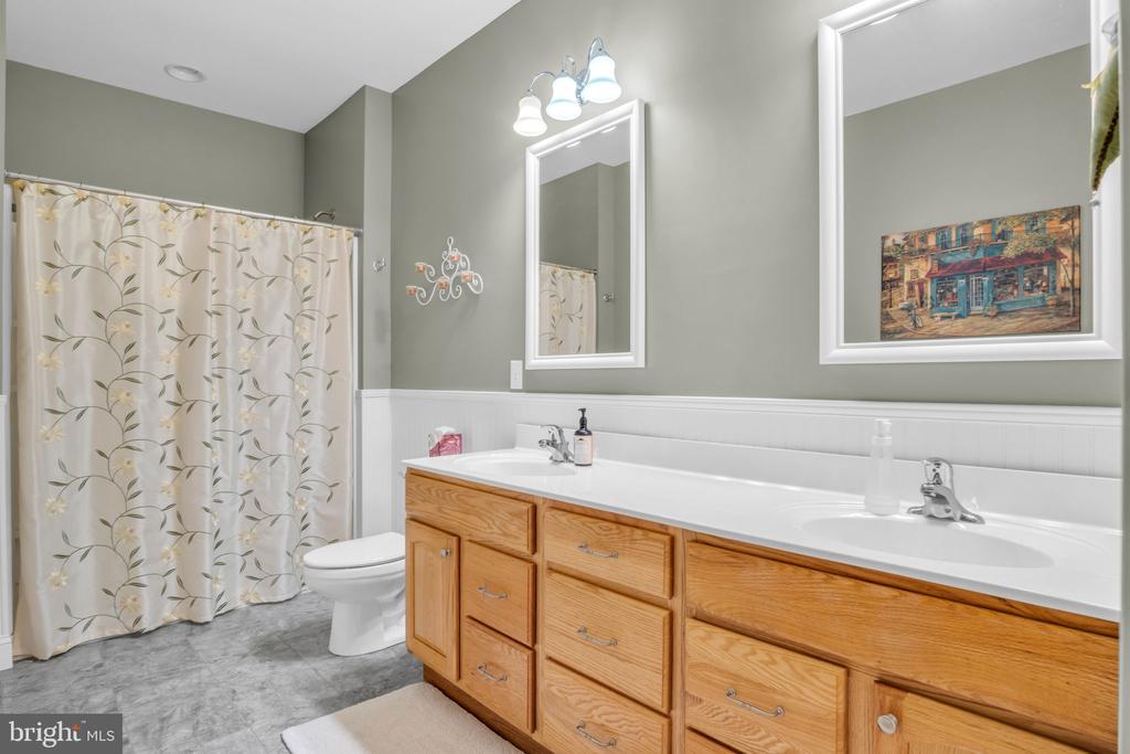 2197 BORDEAUX COURT