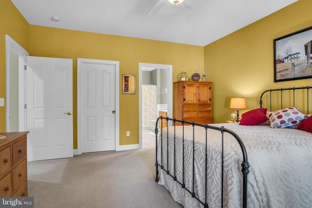 2197 BORDEAUX COURT