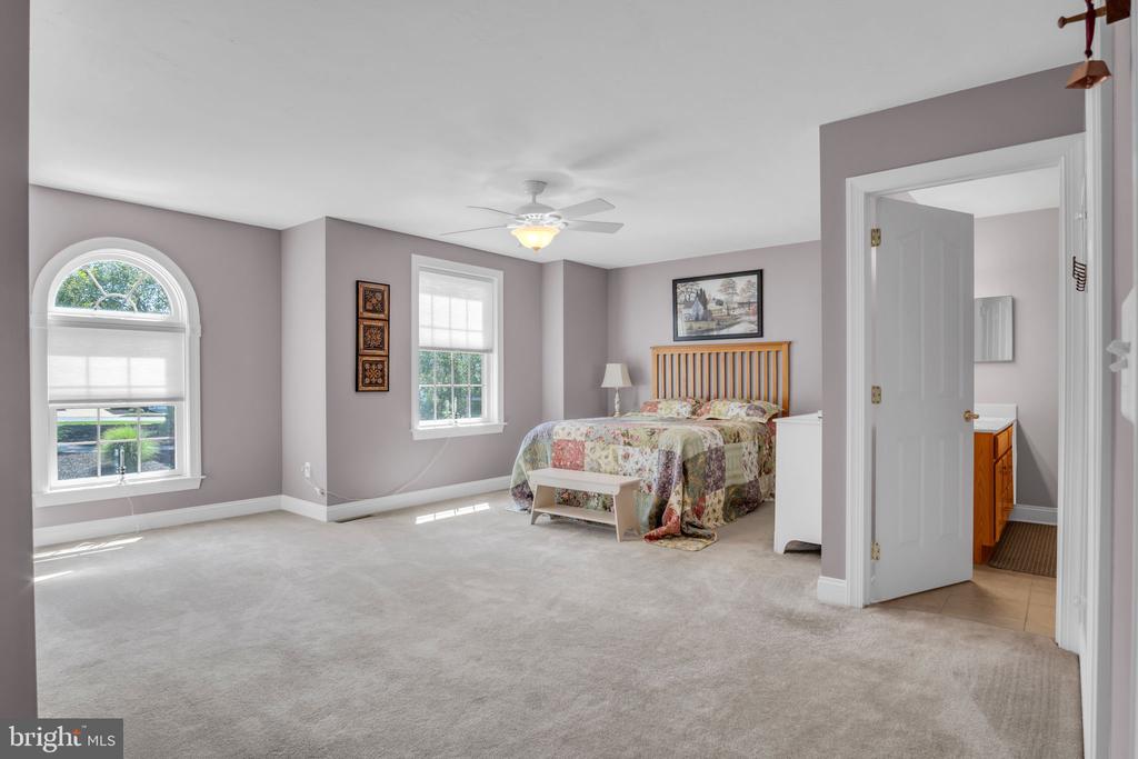 2197 BORDEAUX COURT