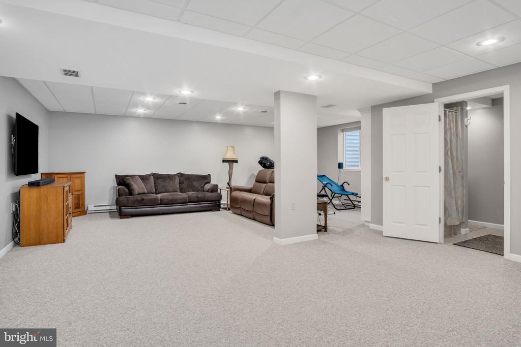 2197 BORDEAUX COURT