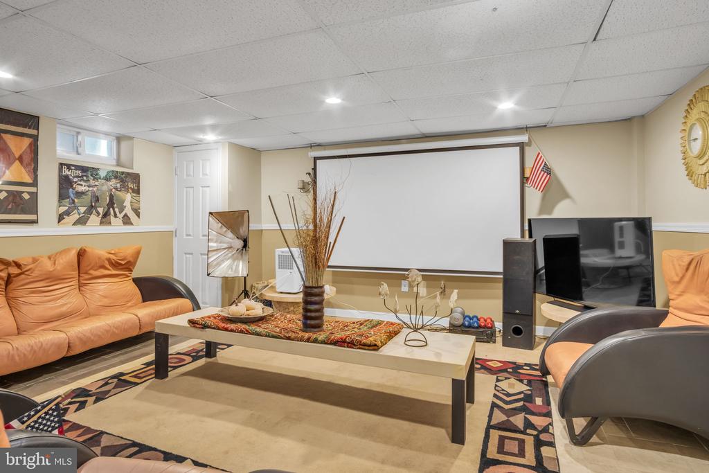 4280 FRONTIER ROAD