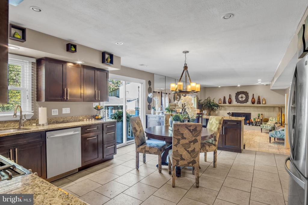 4280 FRONTIER ROAD