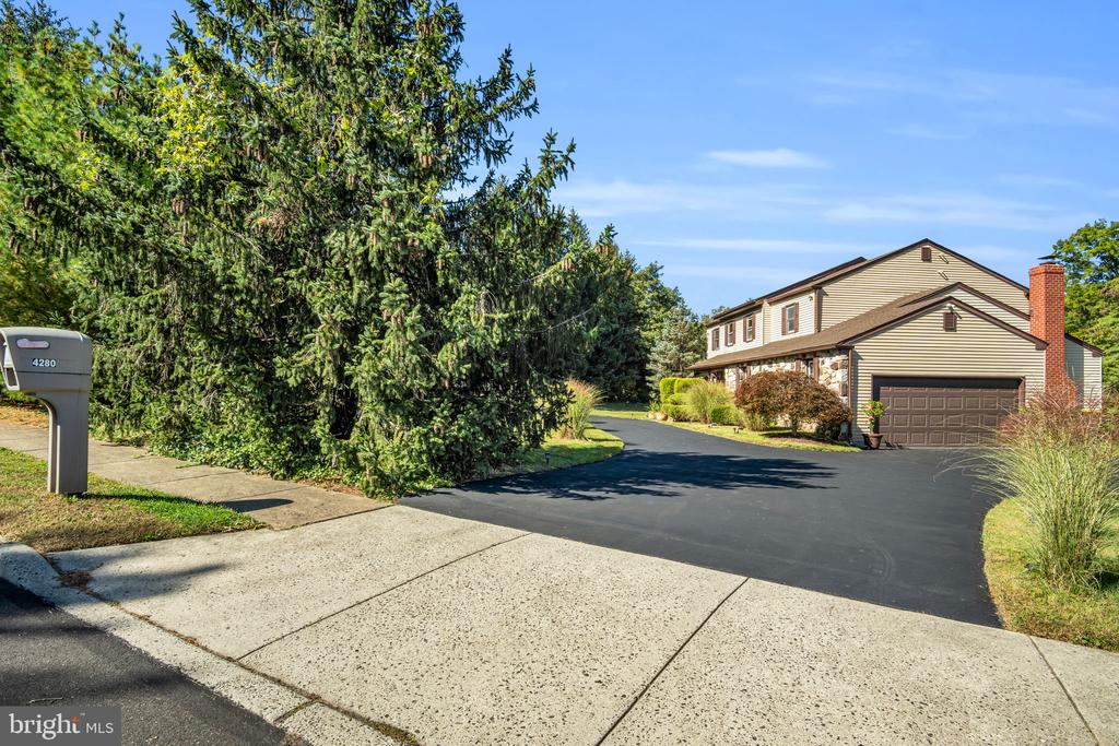 4280 FRONTIER ROAD