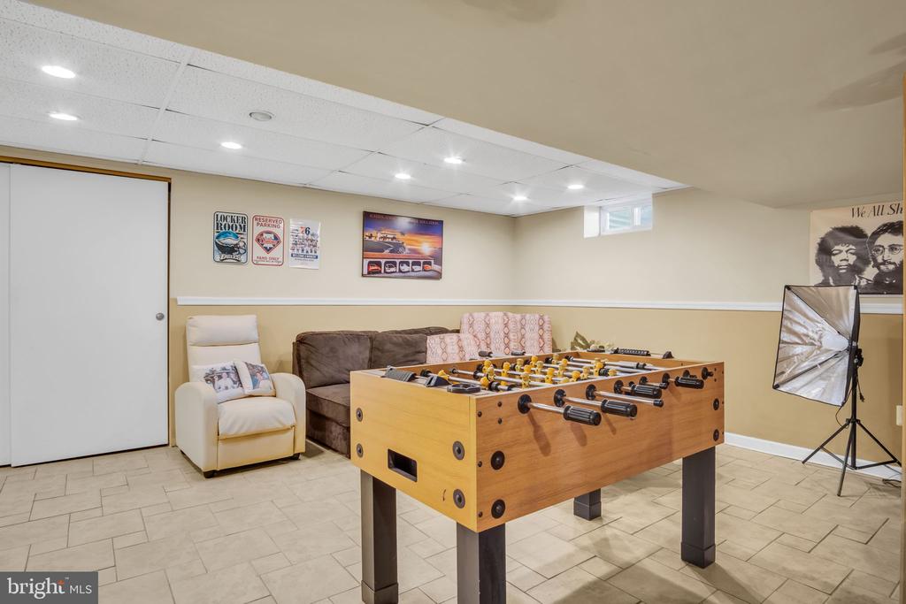 4280 FRONTIER ROAD