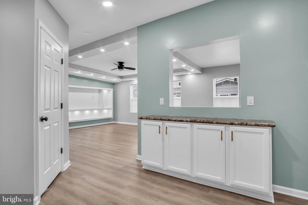 42 WALMAR MANOR
