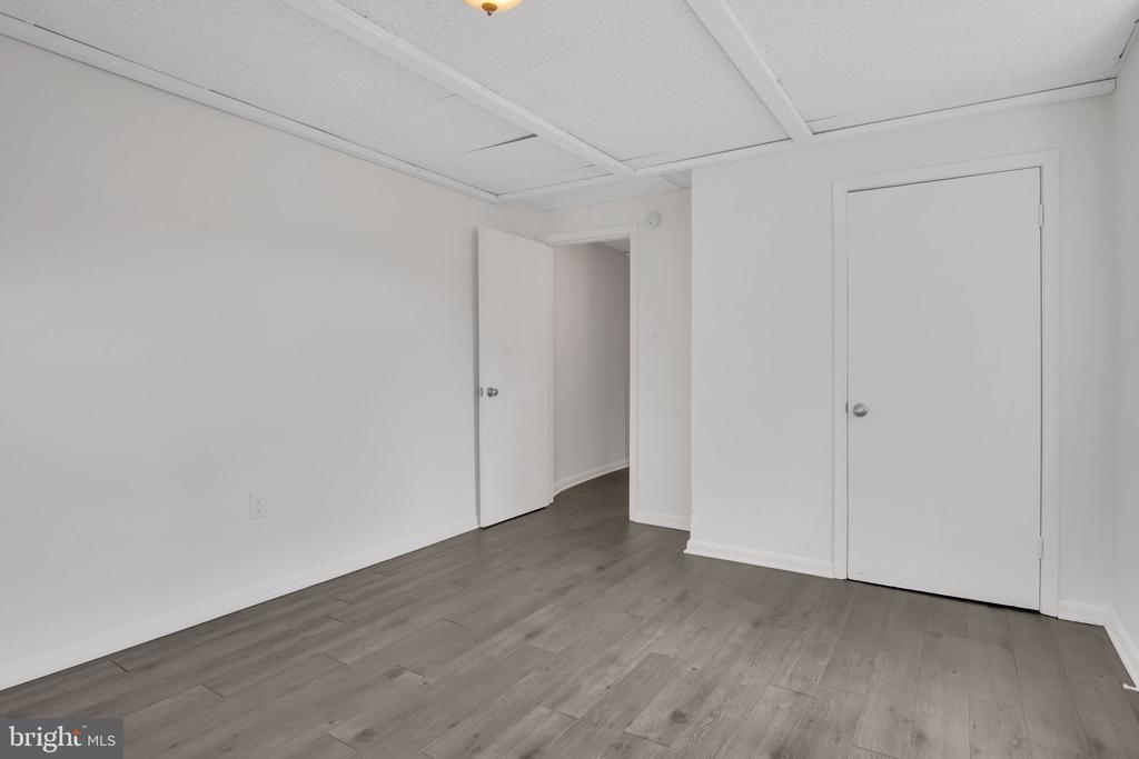 125 S PERSHING AVENUE