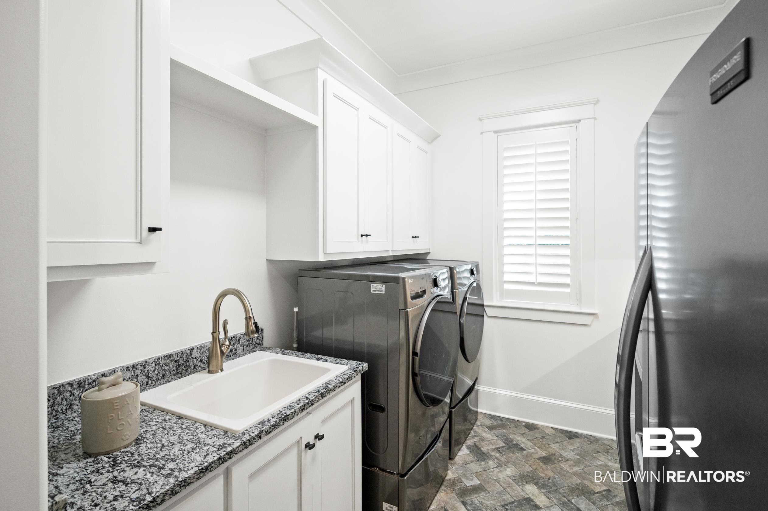 526 Falling Water Boulevard