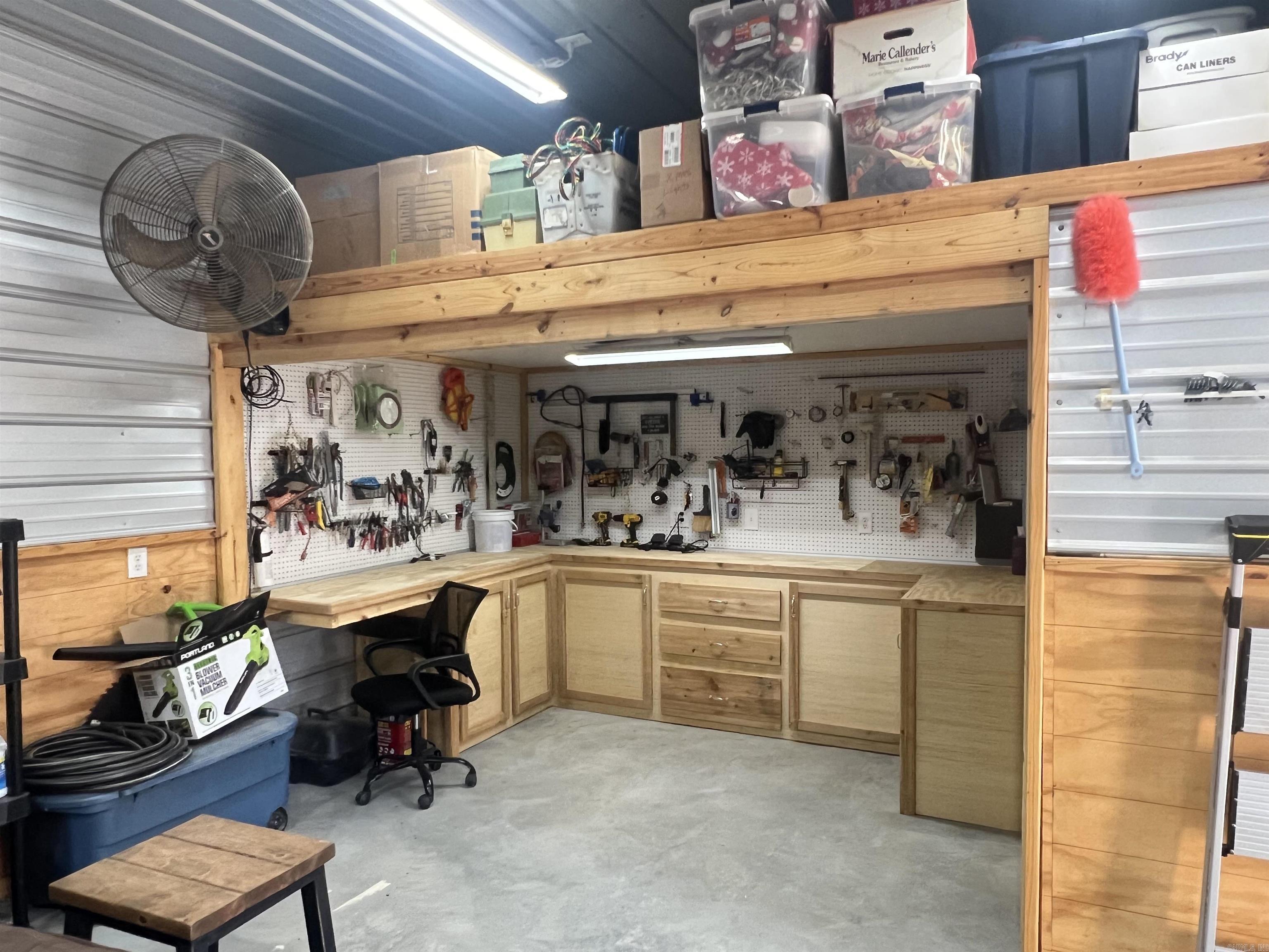 145 Wolf Branch