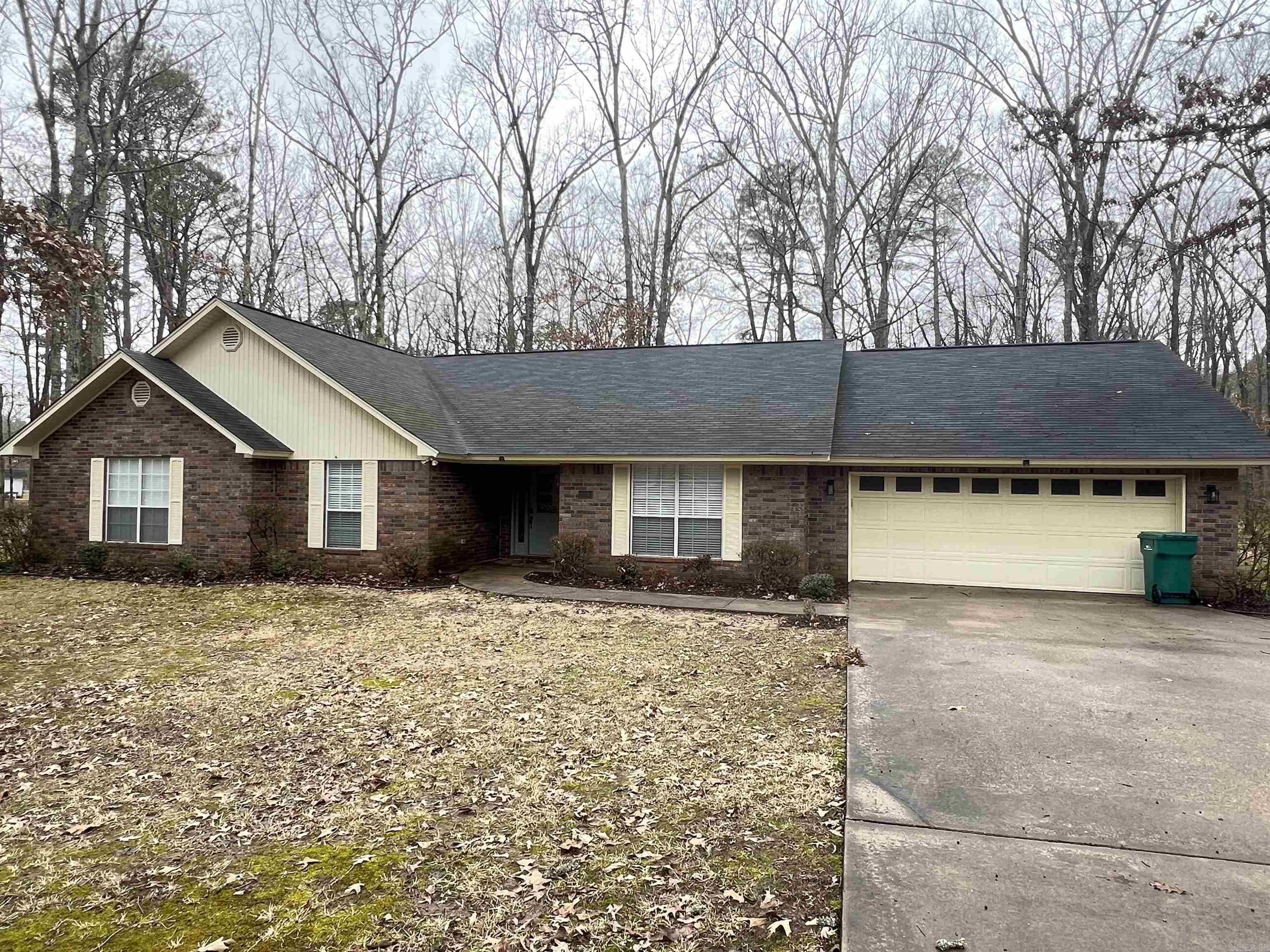 6800 Twin Oaks Lane