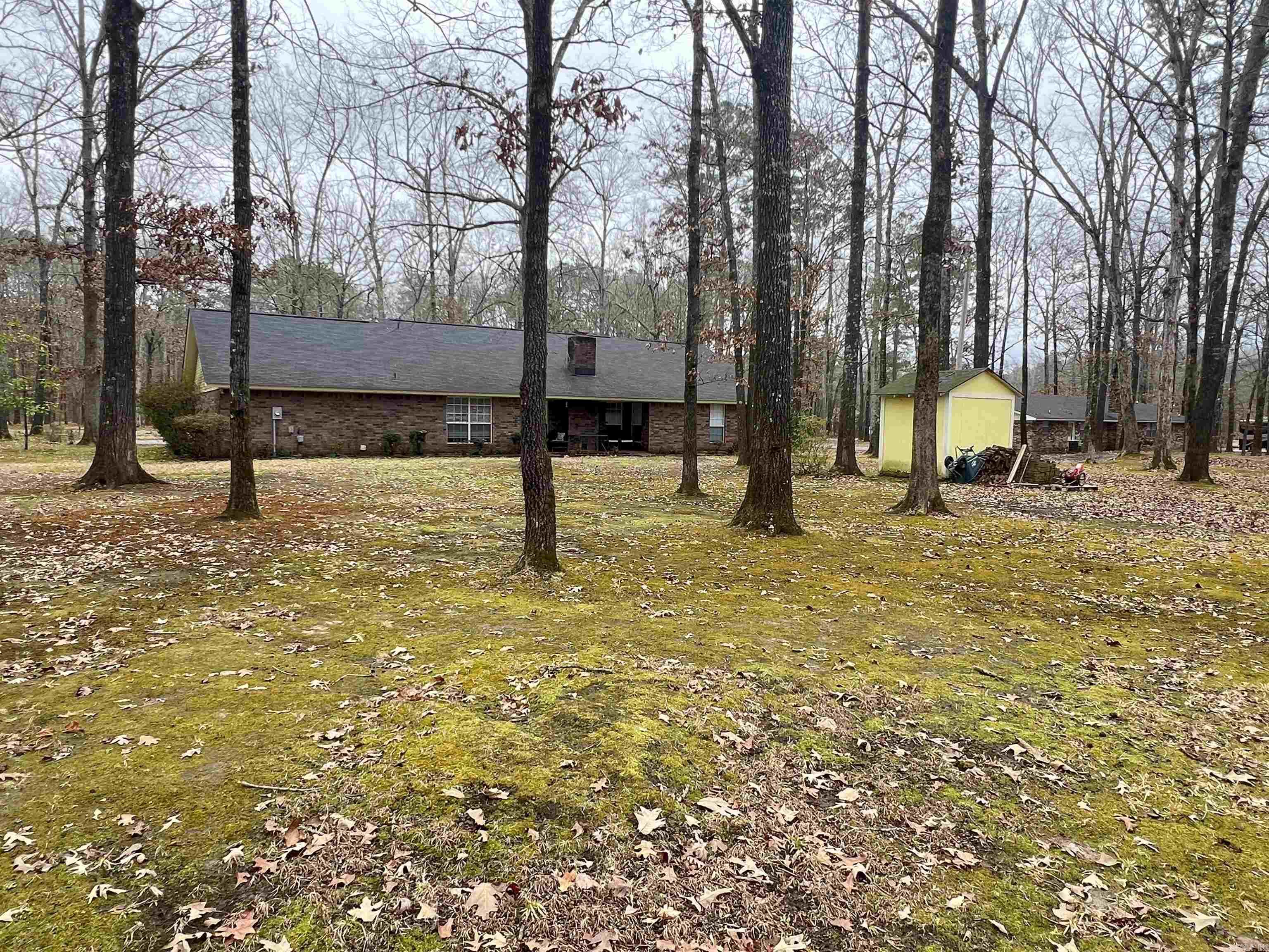 6800 Twin Oaks Lane