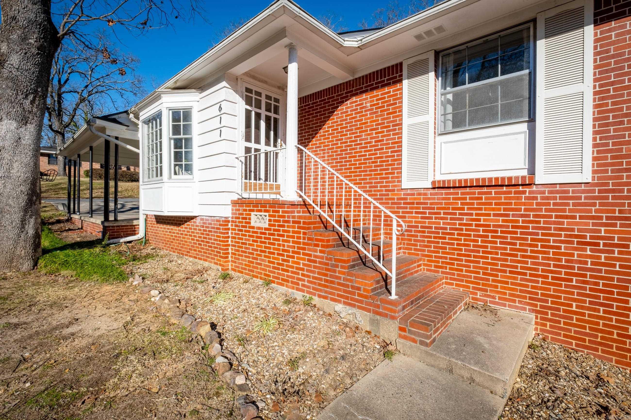 611 Shamrock Drive
