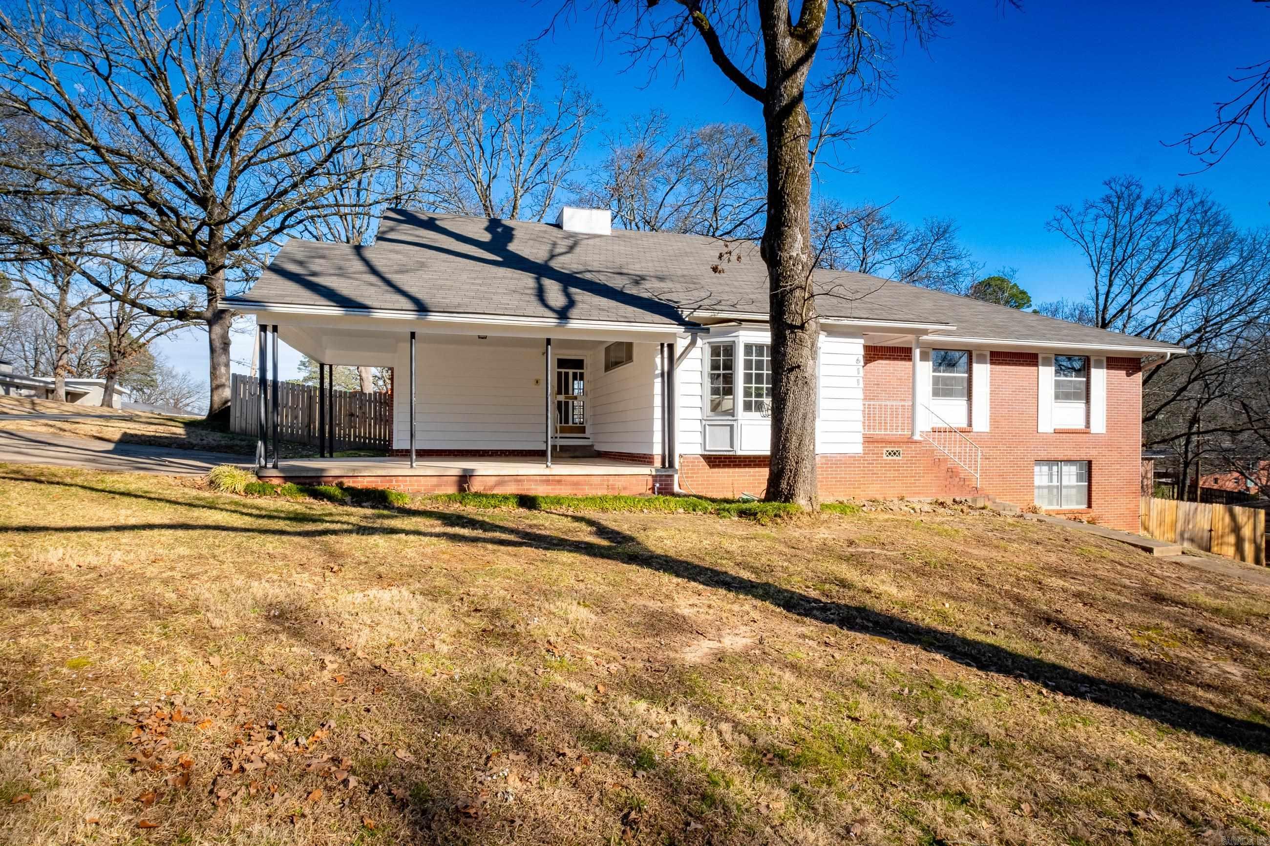 611 Shamrock Drive