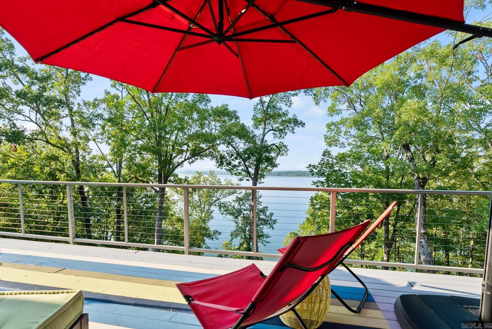 639 Lakefront Road