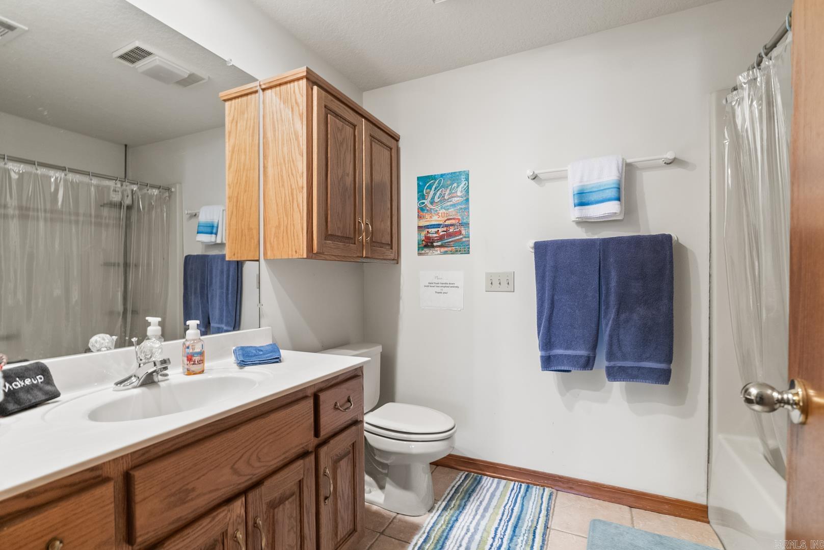 639 Lakefront Road