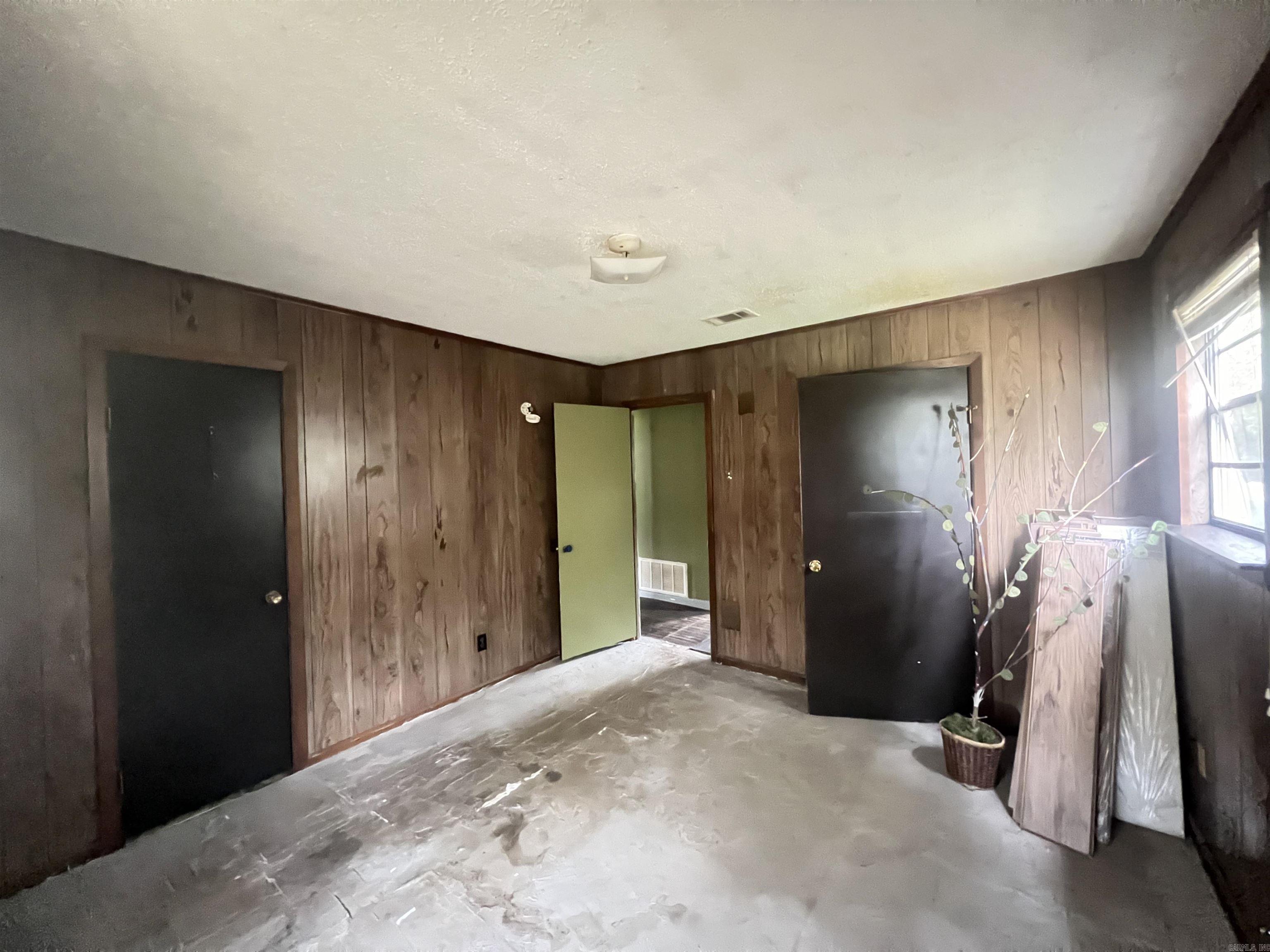10011 Shannon Drive