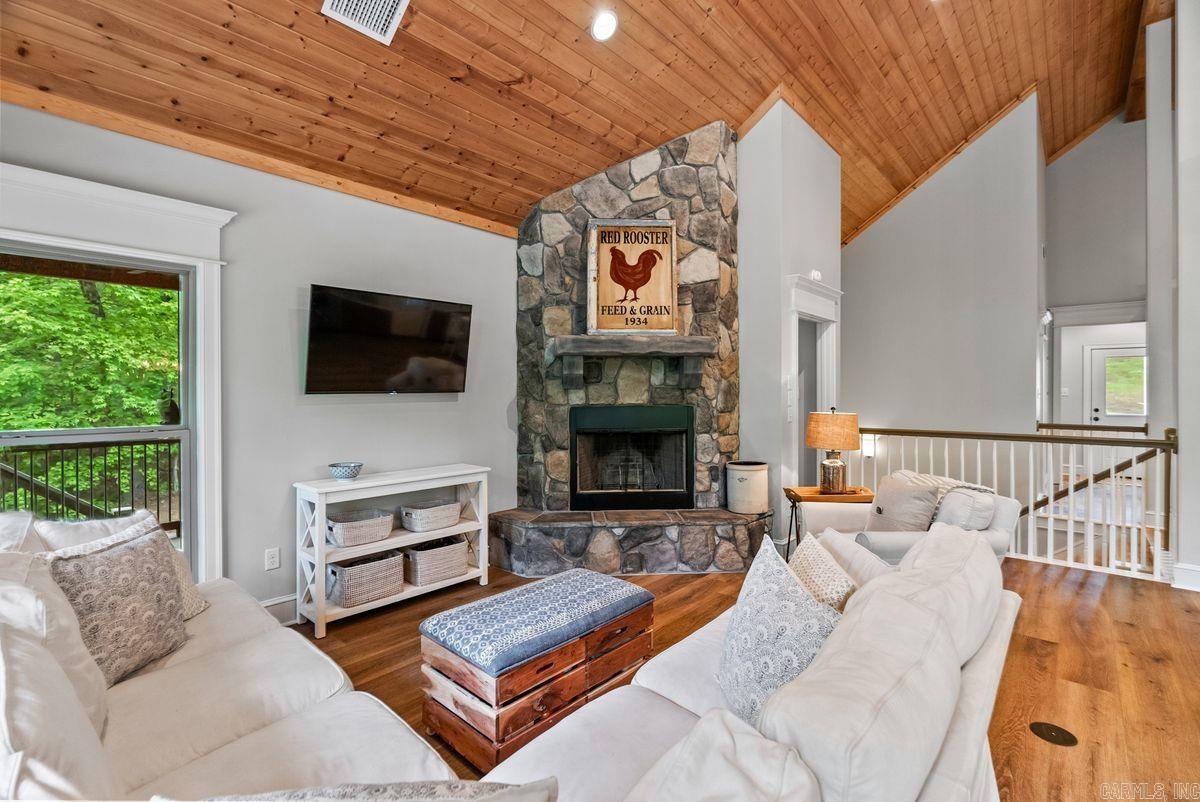 5493 Lake Drive