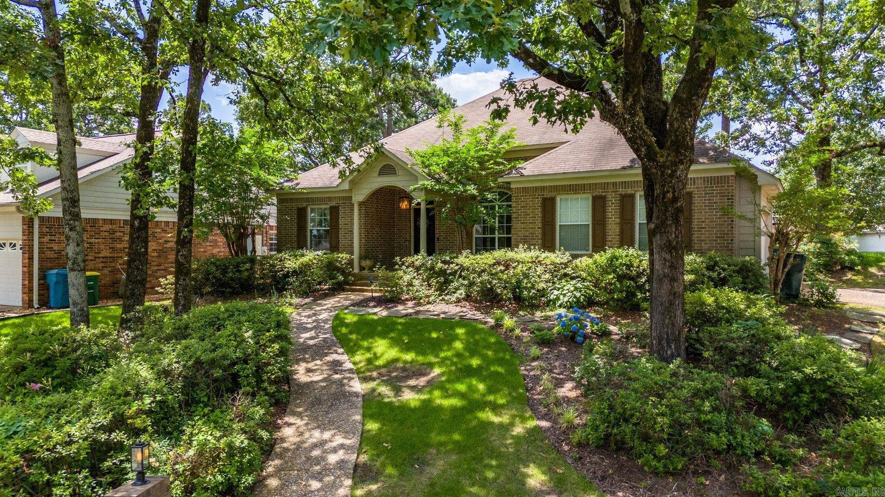 8 Cedar Branch Court