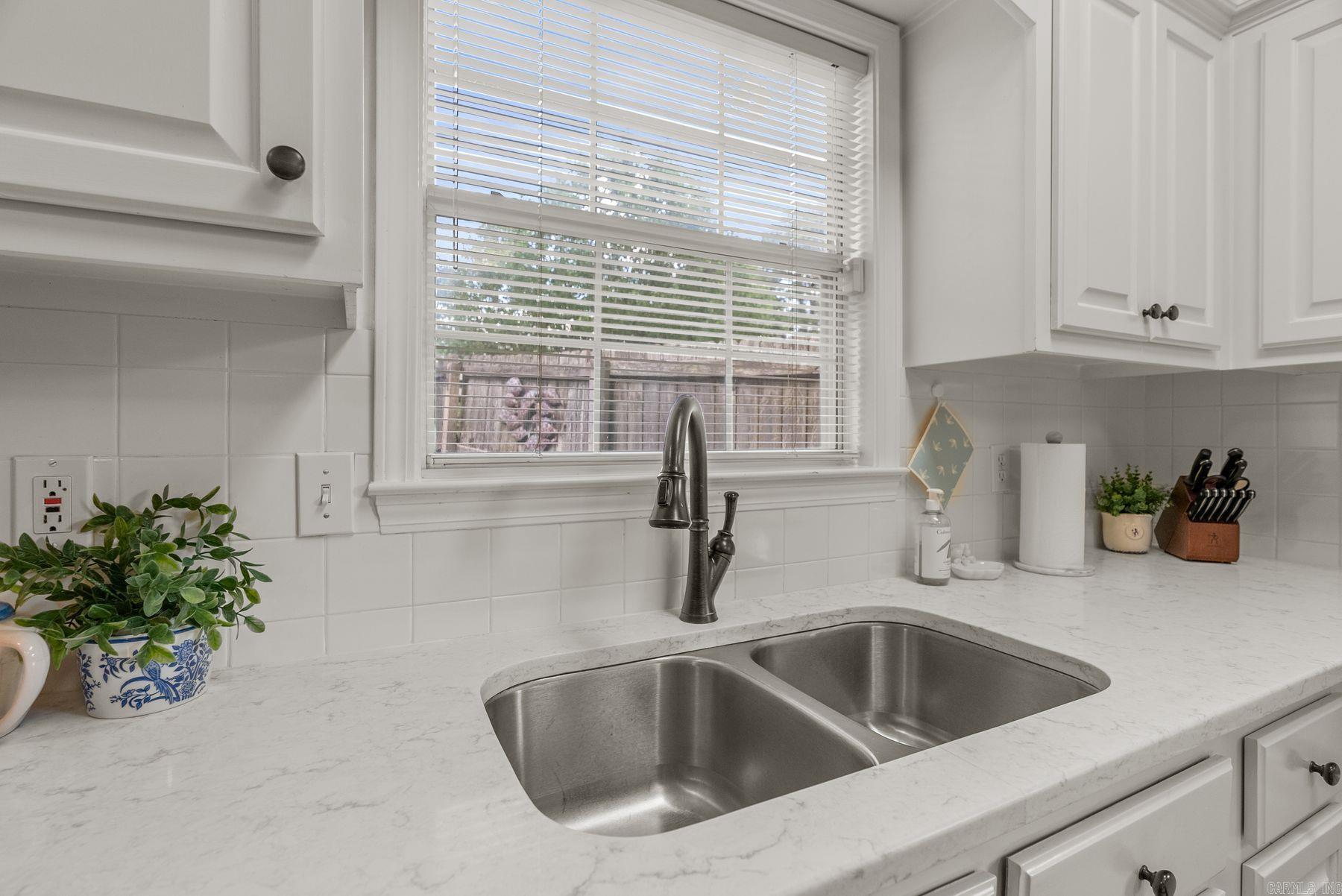 8 Cedar Branch Court